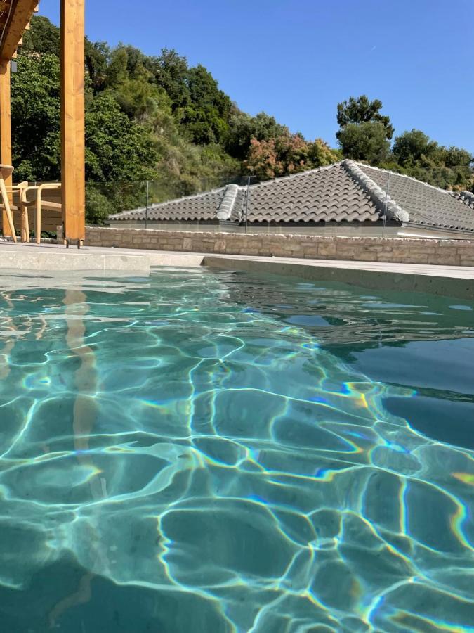 Villa Vrachos Luxury Living Bagian luar foto