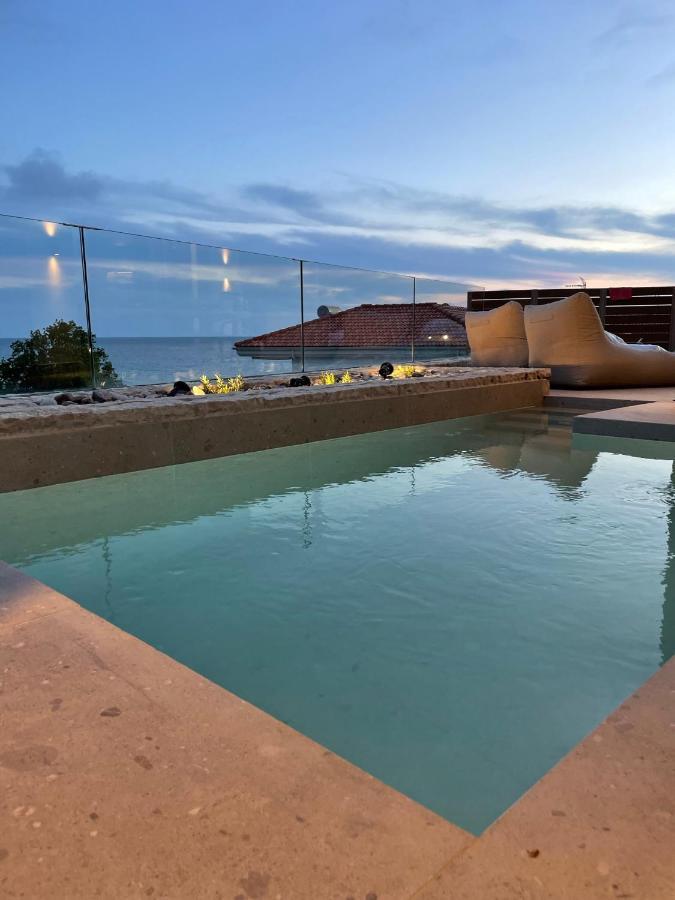 Villa Vrachos Luxury Living Bagian luar foto