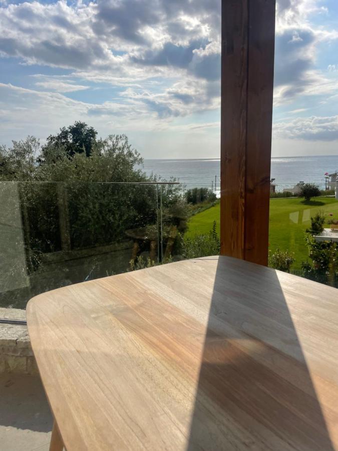 Villa Vrachos Luxury Living Bagian luar foto