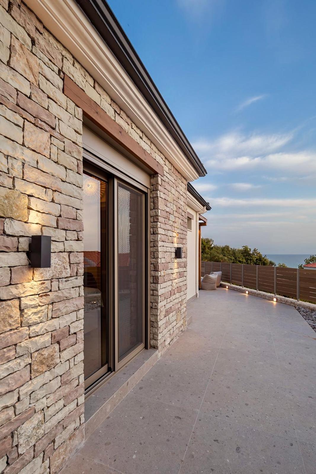 Villa Vrachos Luxury Living Bagian luar foto
